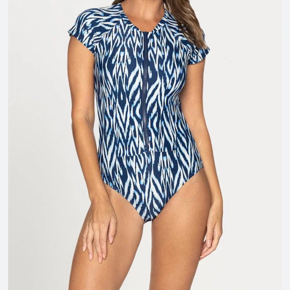 Nip Tuck Short Sleeve Rash Guard Zip Up one piece swimsuit size 10 NWT